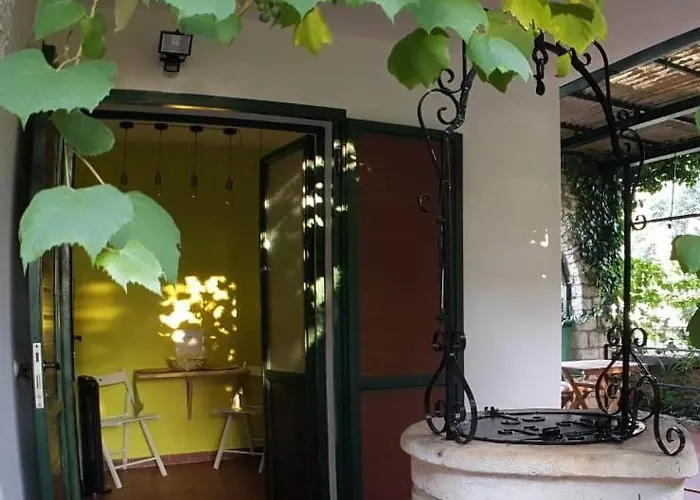 Csipak Gostinjska kuća